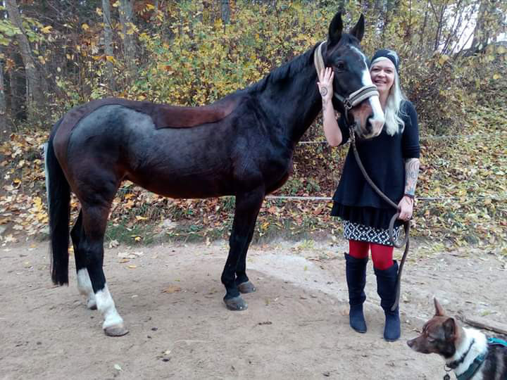 Carola Kleber mit Pferd
